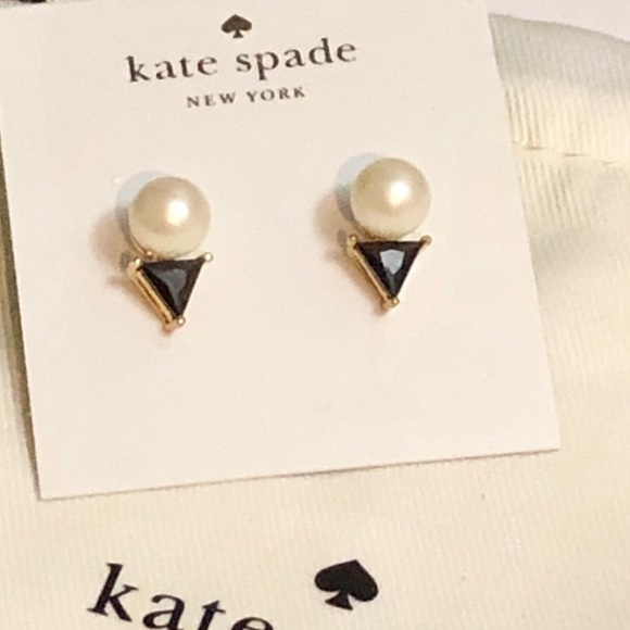 🎅🏻SALE🎅🏻Kate Spade faux pearl studs - Picture 2 of 4